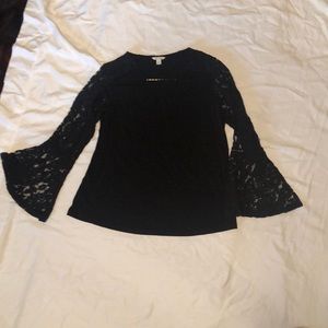 EST. 1946 black top, Sz S, bell sleeves